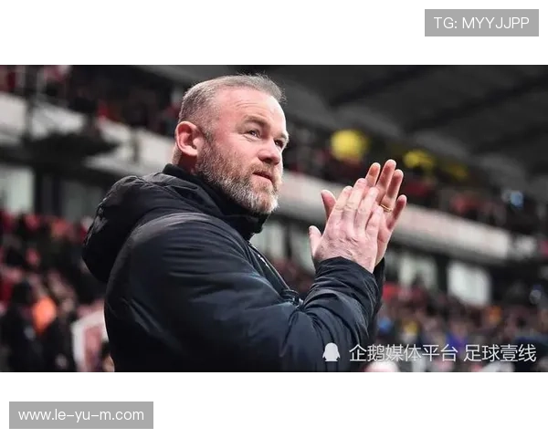 鲁尼:英格兰足球传奇再现辉煌,带领球队迈向新高峰