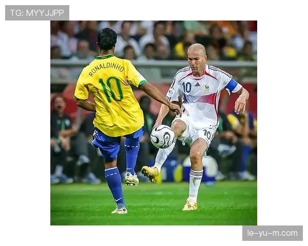 齐达内盘带技术大揭秘：如何在球场上演绎奇迹瞬间