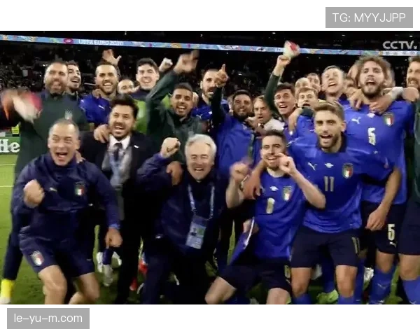 卡卡状态回勇闪耀世界杯，助巴西队强势挺进决赛