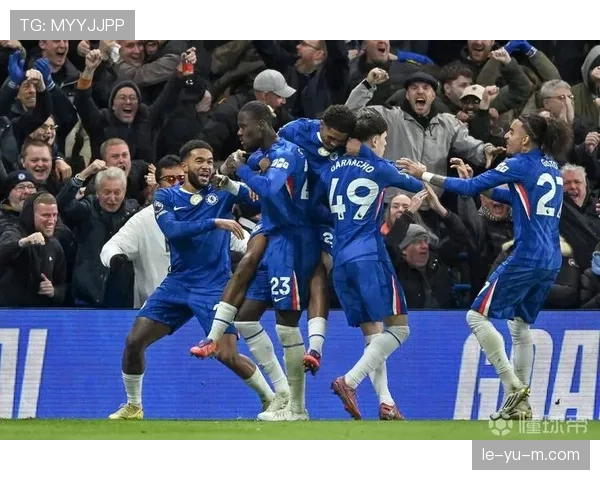 切尔西年轻阵容表现起伏,赛季稳定性面临考验 切尔西年轻阵容表现起伏,赛季稳定性面临考验