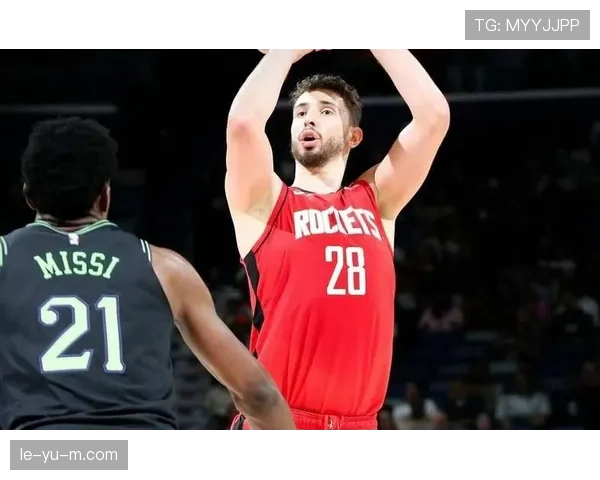 申京挡拆掩护提升进攻效率 拉开内线与乔尔·恩比德差距